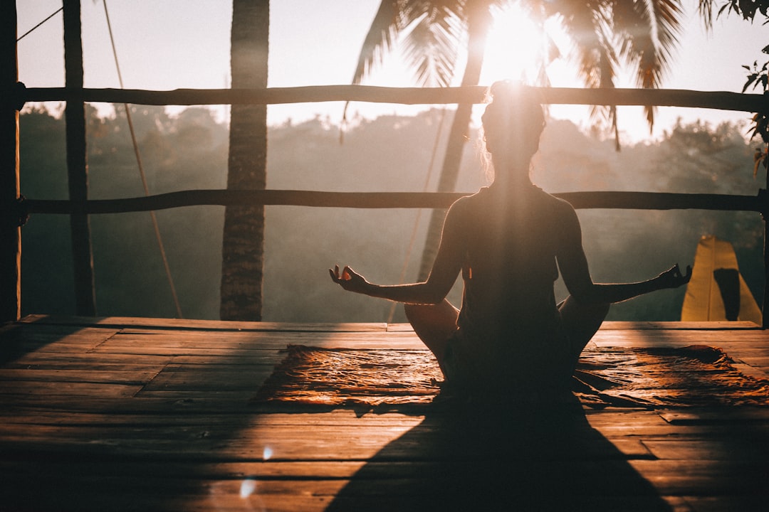 Morning yoga during a yoga and Balinese cooking class experience in Ubud